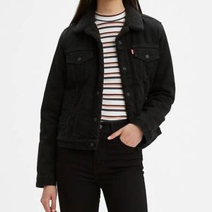 Levis Original Sherpa Trucker Jacket all black